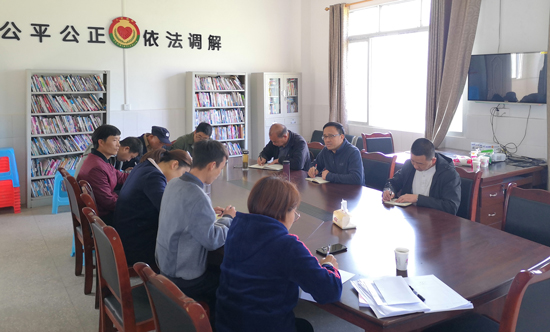 集團(tuán)公司黨委書記、董事長周燕賓一行調(diào)研脫貧攻堅(jiān)工作