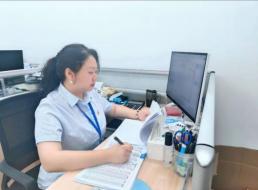 《榜樣在身邊》系列報道——杜莉、何振南 扎根基層踐初心 恪盡職守顯擔當
